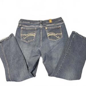 Aura Wranglers Womens Jeans Size 16 Average Straight Leg Dark Wash Mid Rise